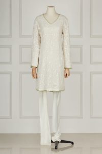 White embroidered kurta set by Abu Jani Sandeep Khosla (2)