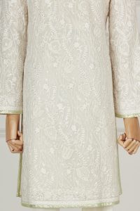 White embroidered kurta set by Abu Jani Sandeep Khosla (4)