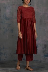 Rust Swarovski cutwork kurta set by Charkhee (2)