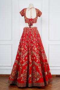 Red floral embroidered lehenga set by Shyamal & Bhumika (3)