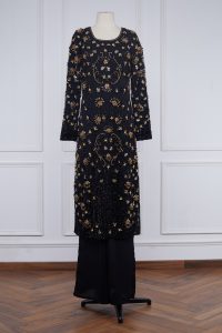 Black floral embellished kurta (1)