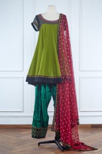 Green embroidered short anarkali set (1)