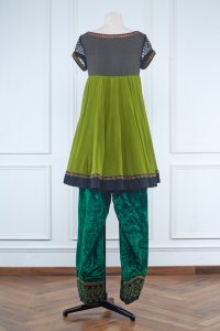 Green embroidered short anarkali set (3)