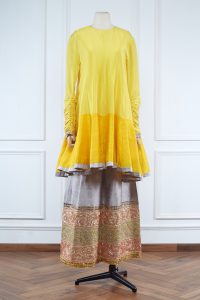 Yellow panelled kurta set (2)