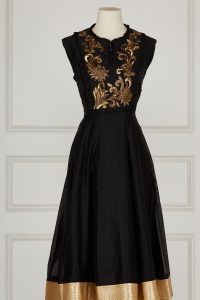 Black floral embroidered anarkali set by Rohit Bal (4)