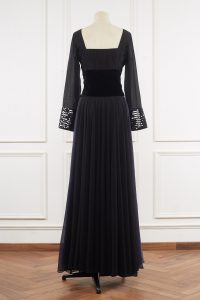 Black panelled anarkali set by Manish Malhotra(3)