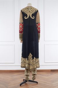 Black floral embroidered anarkali set by Sabyasachi (3)