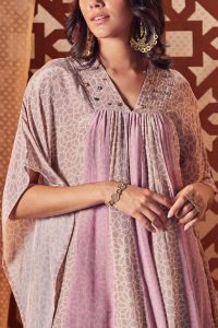 Lilac geometric floral printed kaftan by Charkhee (2)