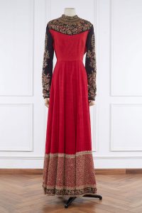 Red floral embroidered anarkali set(2)