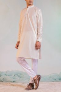 White straight kurta set by Charkhee (1)