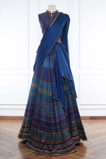 Blue-printed-lehenga-sari-set-by-Tarun-Tahiliani