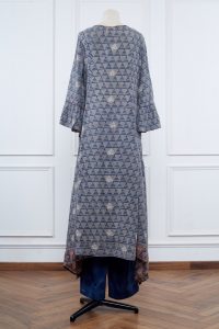 Grey and blue geometric printed kurta set by Jayati Goenka (2)