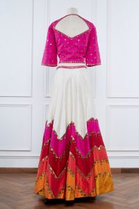 Pink and white embroidered lehenga by Priyal Prakash (2)