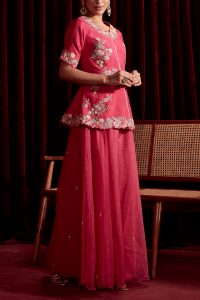 Pink bead embroidered sharara set by Ajiesh Oberoi (2)