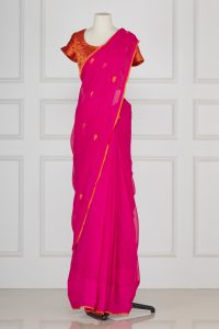 Pink embroidered saree set by Shantanu & Nikhil (2)