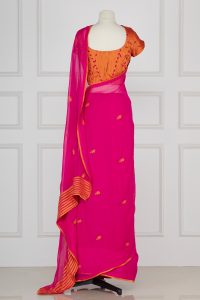 Pink embroidered saree set by Shantanu & Nikhil (3)