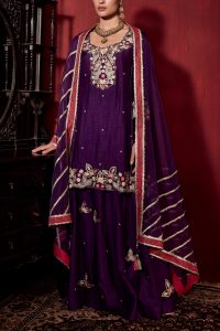 Purple floral embroidery kurta set by Ajiesh Oberoi (2)