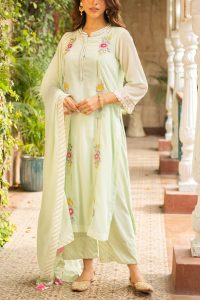 Sea green embroidered kurta set by Ajiesh Oberoi (1)