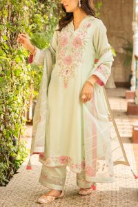 Sea green embroidery kurta set by Ajiesh Oberoi (2)