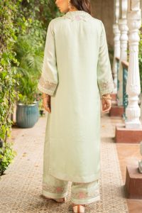 Sea green embroidery kurta set by Ajiesh Oberoi (3)