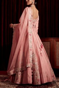 Pink floral embroidered anarkali set by Ajiesh Oberoi (3)