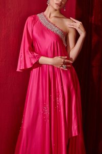 Rani pink embroidered one-shoulder dress by Ajiesh Oberoi (3)