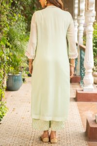 Sea green floral embroidered kurta set by Ajiesh Oberoi (3)