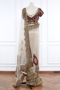 White floral embroidered saree set by Varun Bahl (3)